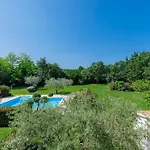 Fiore-2 By Interhome Gedići